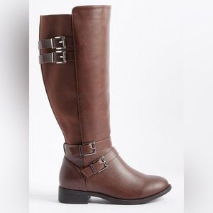 Buckle Knee Boot (WW)